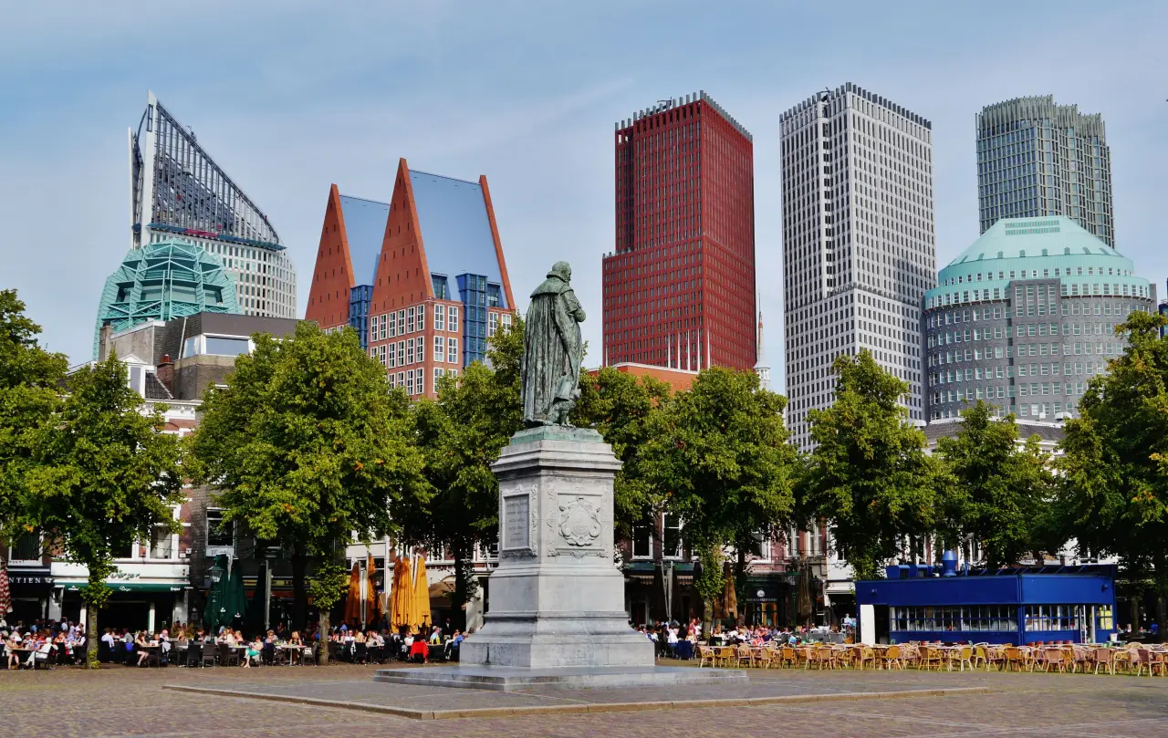 Example scene: Den Haag Skyline